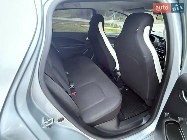 Сірий Рено Зое, об'ємом двигуна 0 л та пробігом 85 тис. км за 12600 $, фото 21 на Automoto.ua