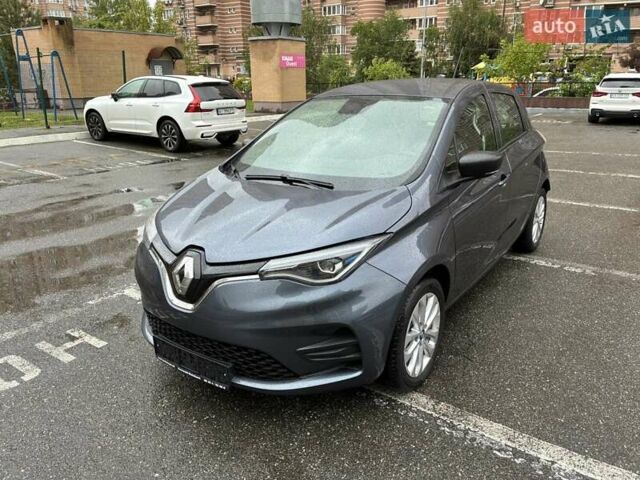 Серый Рено Зое, объемом двигателя 0 л и пробегом 33 тыс. км за 12900 $, фото 34 на Automoto.ua