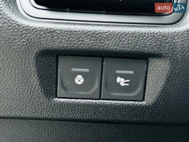 Рено Зое 2021 в Здолбунове на Automoto.ua Серый Рено Зое, объемом двигателя 0 л и пробегом 81 тыс. км за 12499 $, фото 50 на Automoto.ua