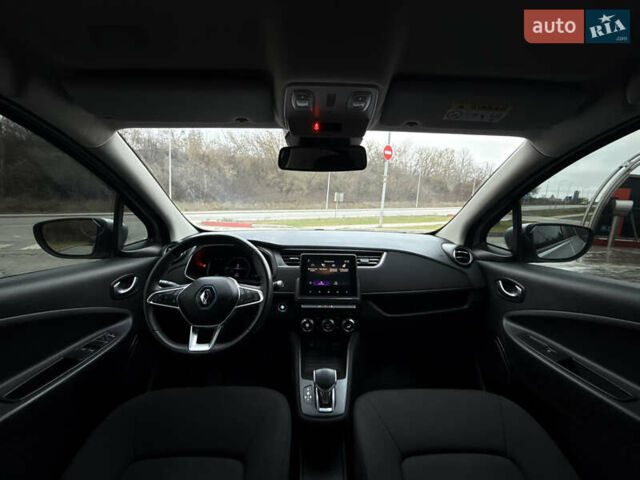 Сірий Рено Зое, об'ємом двигуна 0 л та пробігом 85 тис. км за 12600 $, фото 3 на Automoto.ua