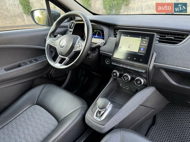 Сірий Рено Зое, об'ємом двигуна 0 л та пробігом 24 тис. км за 14850 $, фото 25 на Automoto.ua