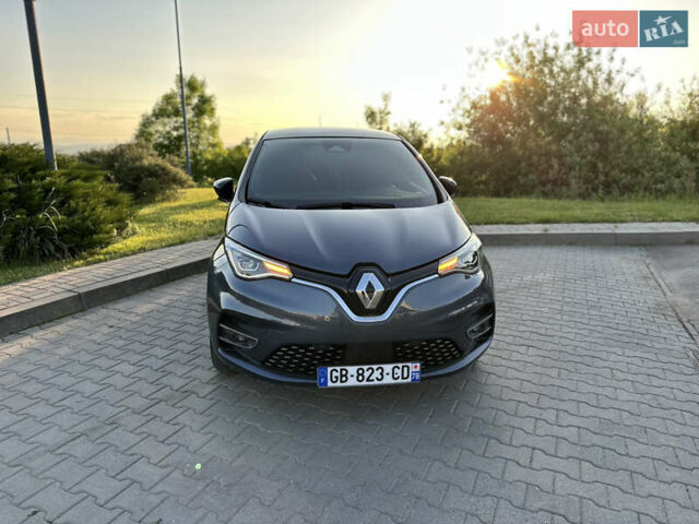 Серый Рено Зое, объемом двигателя 0 л и пробегом 35 тыс. км за 13450 $, фото 13 на Automoto.ua