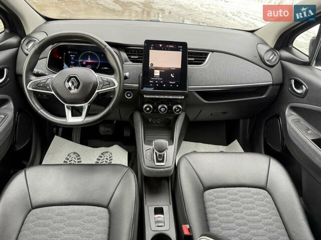 Сірий Рено Зое, об'ємом двигуна 0 л та пробігом 99 тис. км за 13950 $, фото 17 на Automoto.ua