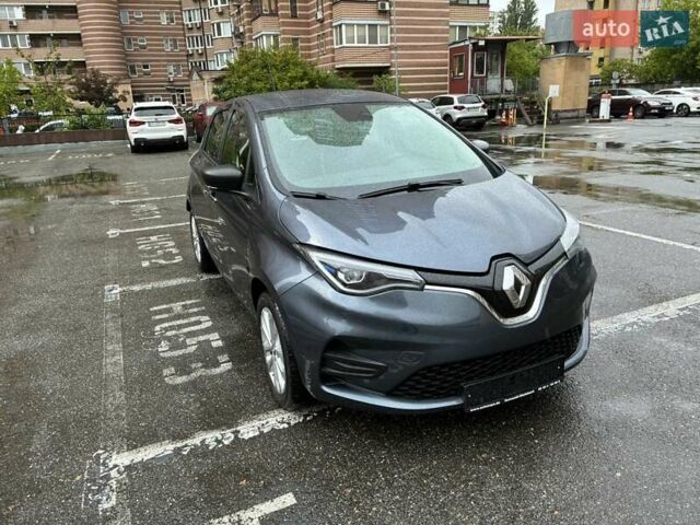 Серый Рено Зое, объемом двигателя 0 л и пробегом 33 тыс. км за 12900 $, фото 5 на Automoto.ua