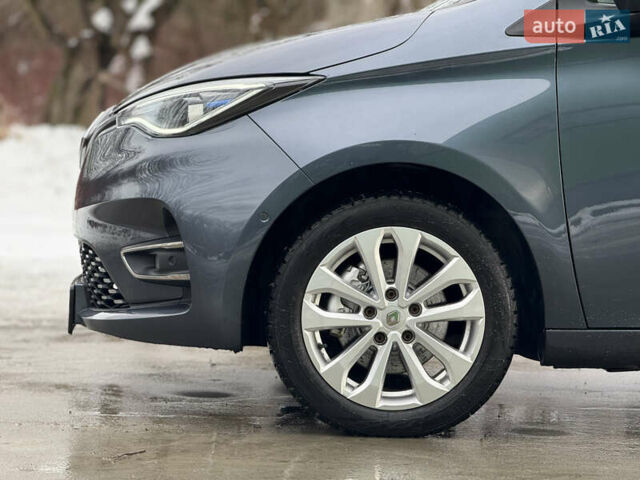 Сірий Рено Зое, об'ємом двигуна 0 л та пробігом 99 тис. км за 13950 $, фото 9 на Automoto.ua
