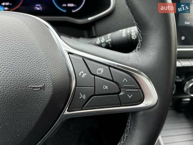 Серый Рено Зое, объемом двигателя 0 л и пробегом 33 тыс. км за 12900 $, фото 74 на Automoto.ua