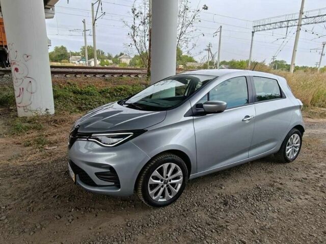 Серый Рено Зое, объемом двигателя 0 л и пробегом 36 тыс. км за 14100 $, фото 2 на Automoto.ua