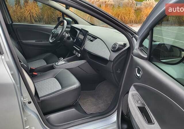 Рено Зое 2021 в Луцке на Automoto.ua Серый Рено Зое, объемом двигателя 0 л и пробегом 94 тыс. км за 12450 $, фото 17 на Automoto.ua