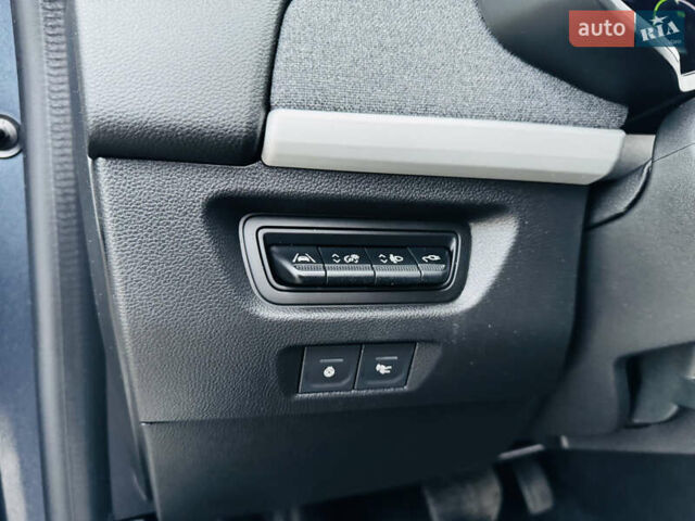 Рено Зое 2021 в Здолбунове на Automoto.ua Серый Рено Зое, объемом двигателя 0 л и пробегом 81 тыс. км за 12499 $, фото 36 на Automoto.ua