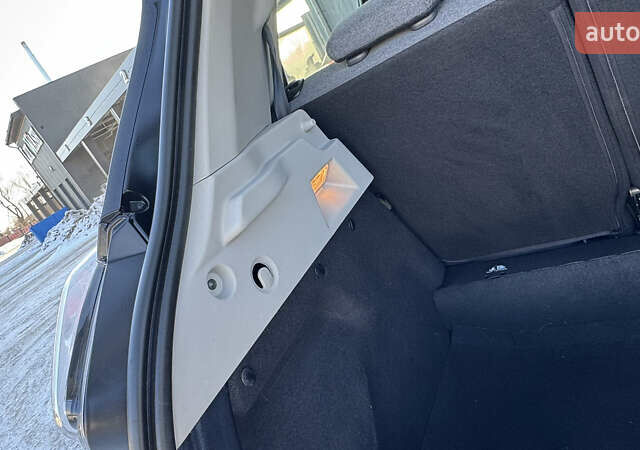 Сірий Рено Зое, об'ємом двигуна 0 л та пробігом 105 тис. км за 12750 $, фото 85 на Automoto.ua