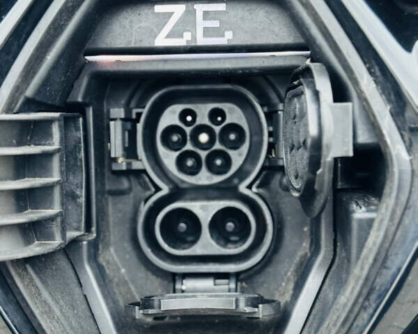 Рено Зое 2021 в Здолбунове на Automoto.ua Серый Рено Зое, объемом двигателя 0 л и пробегом 81 тыс. км за 12499 $, фото 51 на Automoto.ua