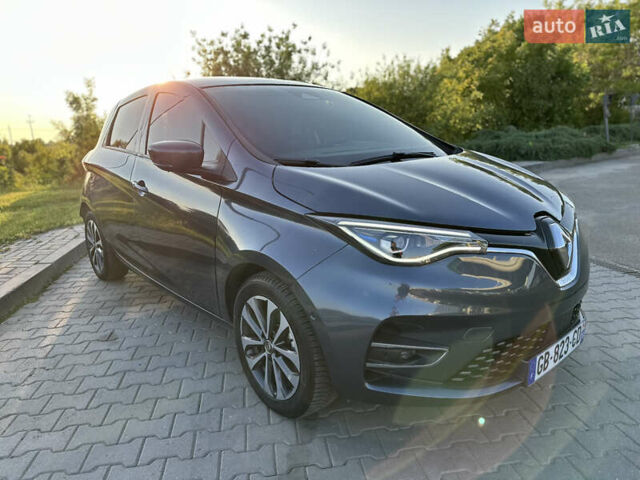Серый Рено Зое, объемом двигателя 0 л и пробегом 35 тыс. км за 13450 $, фото 8 на Automoto.ua