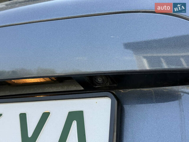 Серый Рено Зое, объемом двигателя 0 л и пробегом 24 тыс. км за 14950 $, фото 24 на Automoto.ua