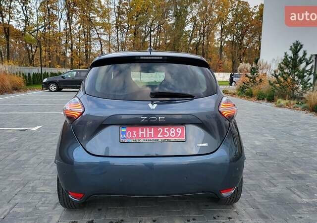 Серый Рено Зое, объемом двигателя 0 л и пробегом 103 тыс. км за 12200 $, фото 14 на Automoto.ua