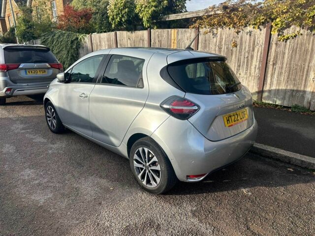 Серый Рено Зое, объемом двигателя 10 л и пробегом 20 тыс. км за 11000 $, фото 9 на Automoto.ua