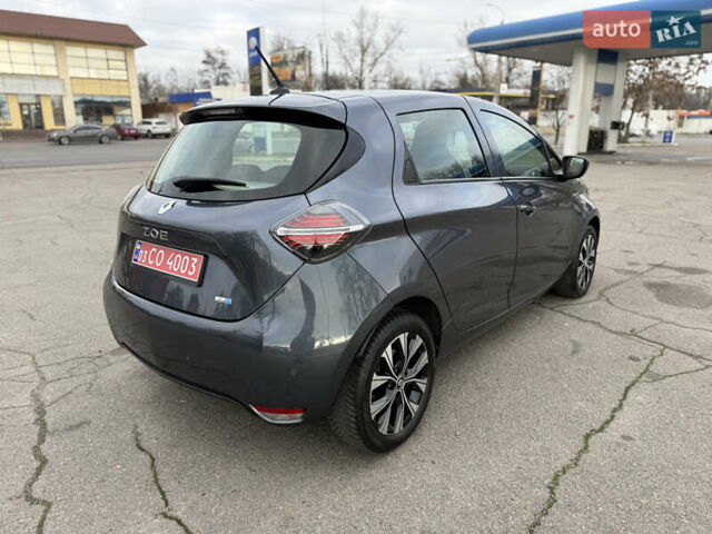 Серый Рено Зое, объемом двигателя 0 л и пробегом 45 тыс. км за 12999 $, фото 18 на Automoto.ua