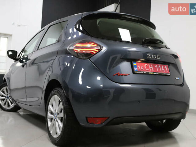 Серый Рено Зое, объемом двигателя 0 л и пробегом 28 тыс. км за 14700 $, фото 22 на Automoto.ua