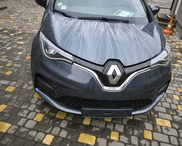 Серый Рено Зое, объемом двигателя 0 л и пробегом 23 тыс. км за 13600 $, фото 8 на Automoto.ua