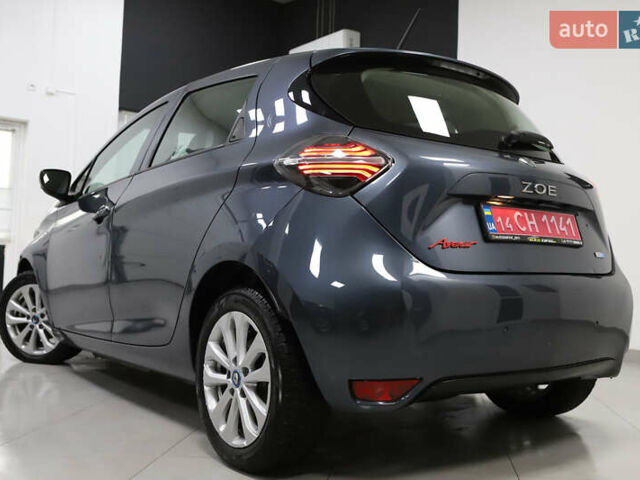 Серый Рено Зое, объемом двигателя 0 л и пробегом 28 тыс. км за 14700 $, фото 23 на Automoto.ua