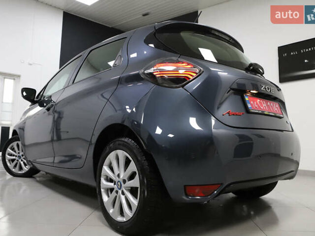 Серый Рено Зое, объемом двигателя 0 л и пробегом 28 тыс. км за 14700 $, фото 27 на Automoto.ua