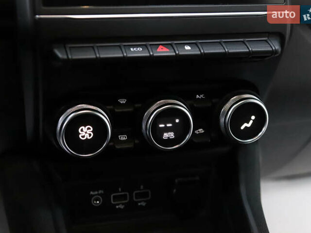 Серый Рено Зое, объемом двигателя 0 л и пробегом 28 тыс. км за 14700 $, фото 55 на Automoto.ua