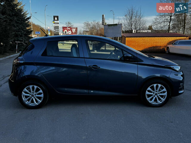 Серый Рено Зое, объемом двигателя 0 л и пробегом 15 тыс. км за 15100 $, фото 3 на Automoto.ua