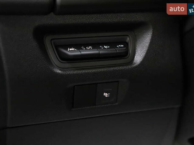 Серый Рено Зое, объемом двигателя 0 л и пробегом 28 тыс. км за 14700 $, фото 44 на Automoto.ua