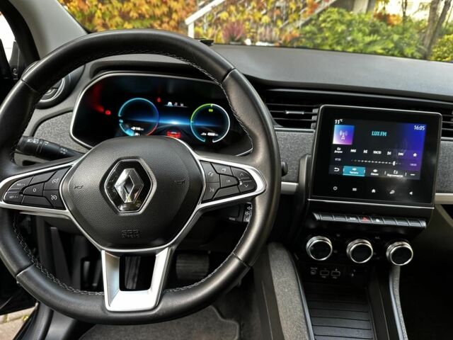 Сірий Рено Зое, об'ємом двигуна 0 л та пробігом 45 тис. км за 12750 $, фото 9 на Automoto.ua