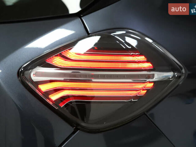 Серый Рено Зое, объемом двигателя 0 л и пробегом 28 тыс. км за 14700 $, фото 37 на Automoto.ua