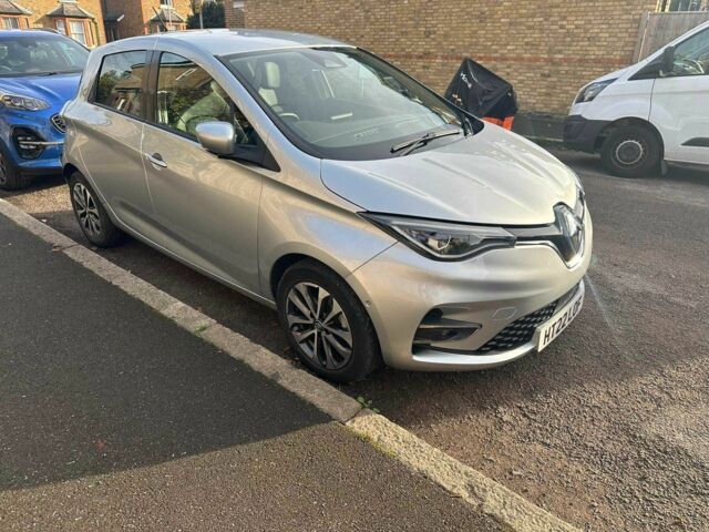 Серый Рено Зое, объемом двигателя 10 л и пробегом 20 тыс. км за 11000 $, фото 8 на Automoto.ua