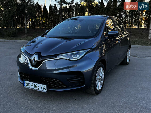 Серый Рено Зое, объемом двигателя 0 л и пробегом 15 тыс. км за 15100 $, фото 12 на Automoto.ua