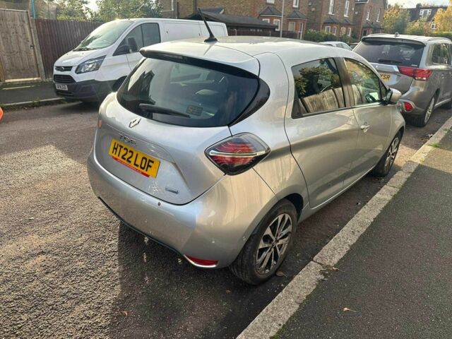 Серый Рено Зое, объемом двигателя 10 л и пробегом 20 тыс. км за 11000 $, фото 11 на Automoto.ua