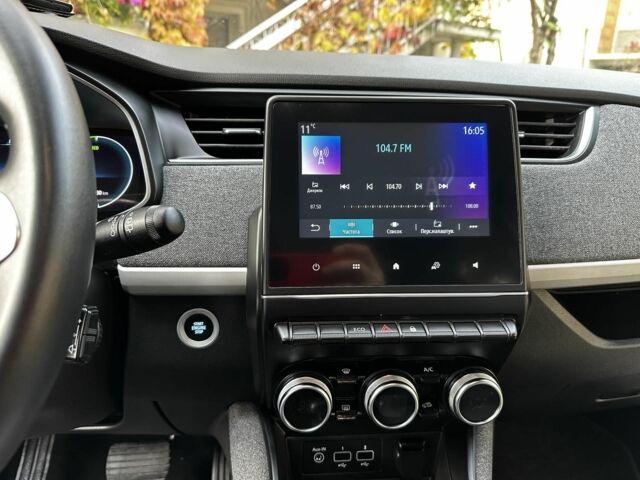 Сірий Рено Зое, об'ємом двигуна 0 л та пробігом 45 тис. км за 12750 $, фото 5 на Automoto.ua