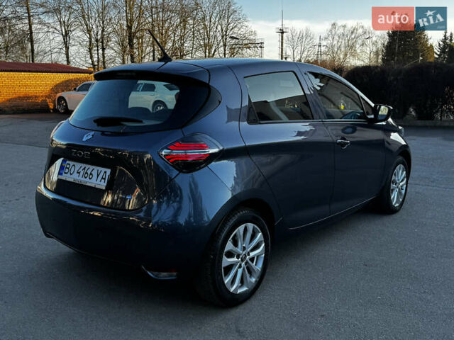 Серый Рено Зое, объемом двигателя 0 л и пробегом 15 тыс. км за 15100 $, фото 5 на Automoto.ua