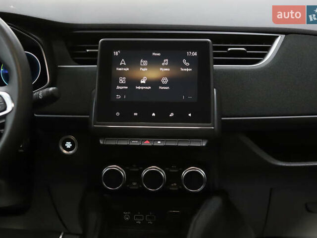 Серый Рено Зое, объемом двигателя 0 л и пробегом 28 тыс. км за 14700 $, фото 79 на Automoto.ua