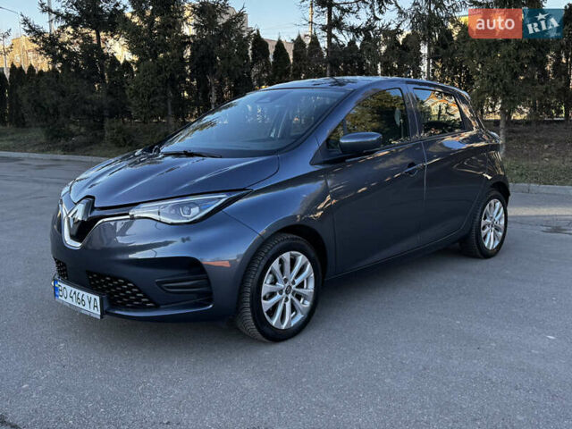 Серый Рено Зое, объемом двигателя 0 л и пробегом 15 тыс. км за 15100 $, фото 11 на Automoto.ua