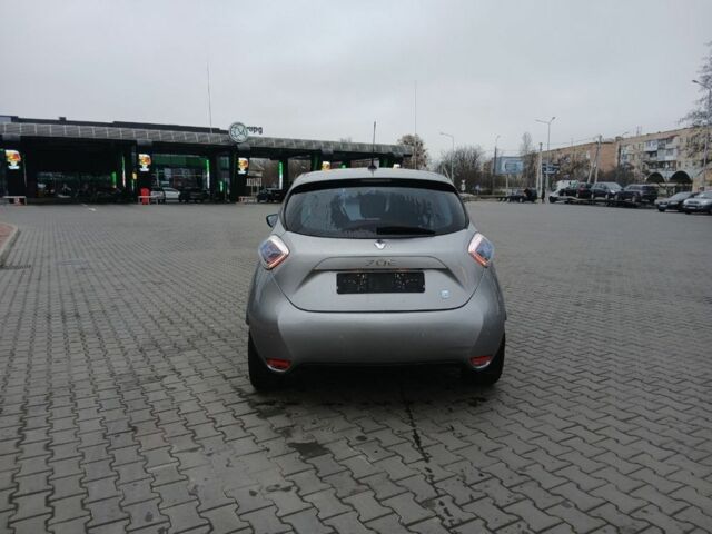 Сірий Рено Зое, об'ємом двигуна 0 л та пробігом 88 тис. км за 6500 $, фото 5 на Automoto.ua