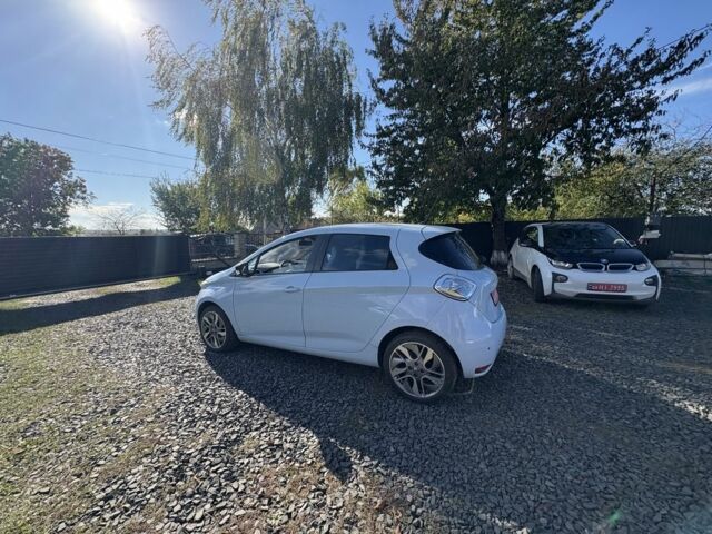 Синий Рено Зое, объемом двигателя 0 л и пробегом 140 тыс. км за 3600 $, фото 15 на Automoto.ua