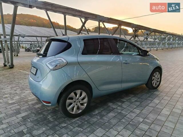 Рено Зое 2013 в Львове на Automoto.ua Синий Рено Зое, объемом двигателя 0 л и пробегом 94 тыс. км за 6150 $, фото 3 на Automoto.ua