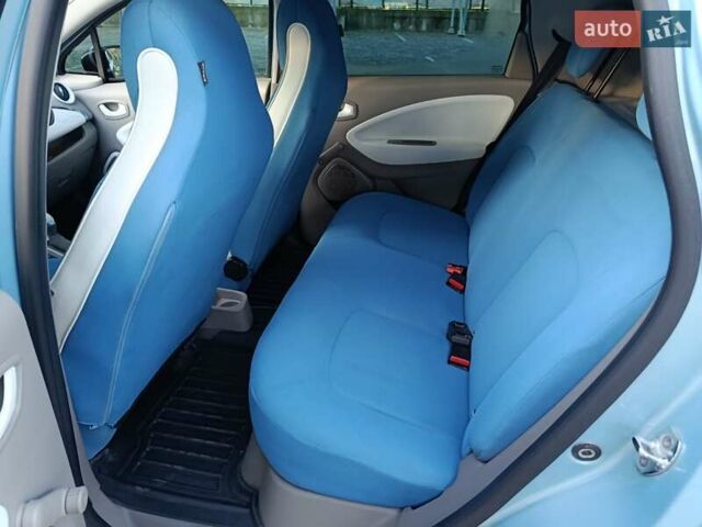 Рено Зое 2013 в Львове на Automoto.ua Синий Рено Зое, объемом двигателя 0 л и пробегом 94 тыс. км за 6150 $, фото 15 на Automoto.ua