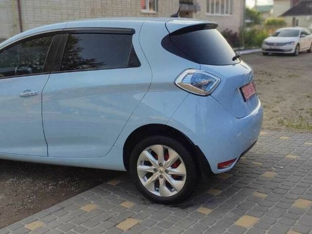Синий Рено Зое, объемом двигателя 0 л и пробегом 96 тыс. км за 7000 $, фото 17 на Automoto.ua
