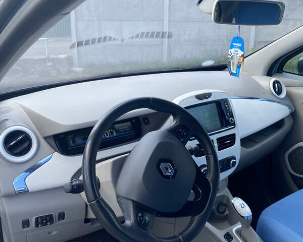 Синій Рено Зое, об'ємом двигуна 0 л та пробігом 100 тис. км за 6800 $, фото 3 на Automoto.ua