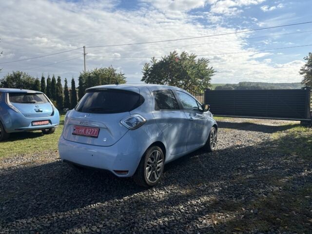 Синий Рено Зое, объемом двигателя 0 л и пробегом 140 тыс. км за 3600 $, фото 4 на Automoto.ua