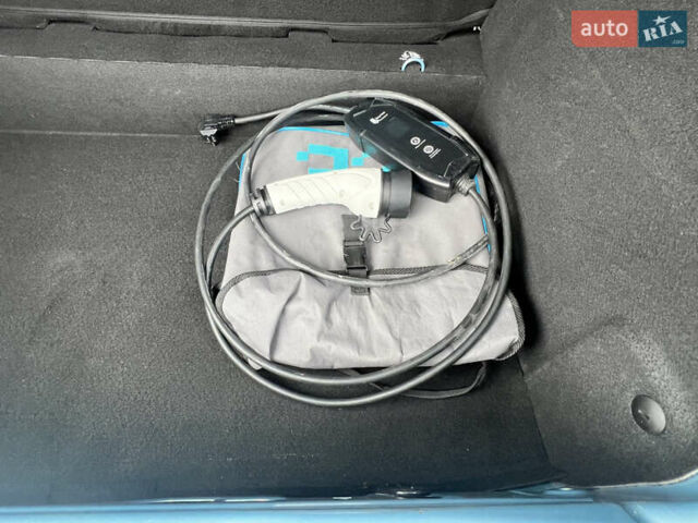 Синій Рено Зое, об'ємом двигуна 0 л та пробігом 108 тис. км за 7400 $, фото 25 на Automoto.ua