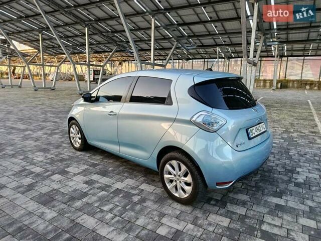 Рено Зое 2013 в Львове на Automoto.ua Синий Рено Зое, объемом двигателя 0 л и пробегом 94 тыс. км за 6150 $, фото 4 на Automoto.ua