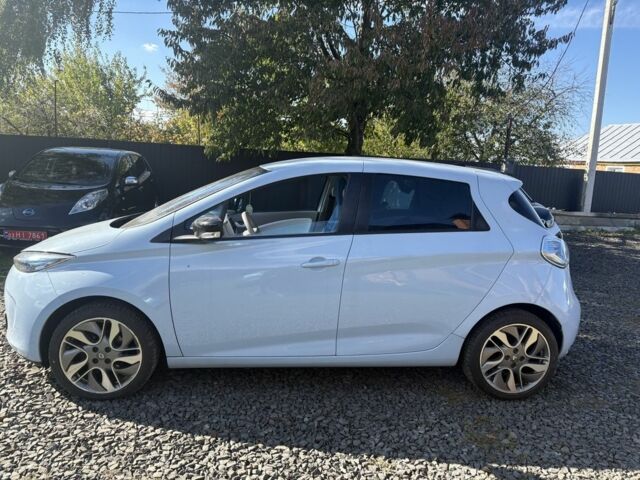 Синий Рено Зое, объемом двигателя 0 л и пробегом 140 тыс. км за 3600 $, фото 7 на Automoto.ua