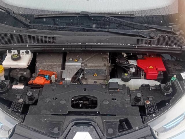 Синій Рено Зое, об'ємом двигуна 0 л та пробігом 145 тис. км за 6900 $, фото 17 на Automoto.ua