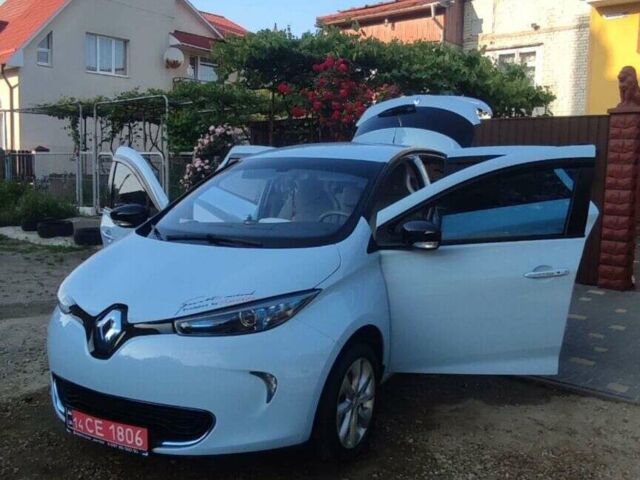 Синий Рено Зое, объемом двигателя 0 л и пробегом 96 тыс. км за 7000 $, фото 18 на Automoto.ua