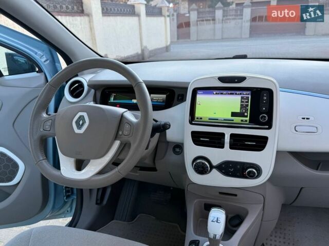 Синий Рено Зое, объемом двигателя 0 л и пробегом 108 тыс. км за 7400 $, фото 34 на Automoto.ua