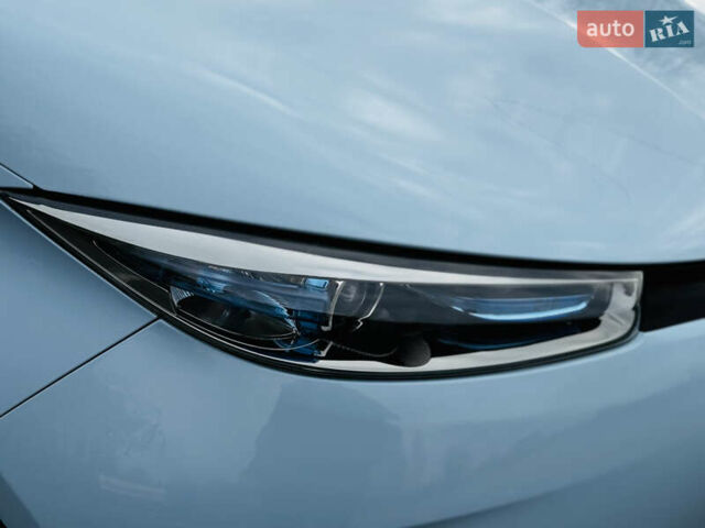 Синий Рено Зое, объемом двигателя 0 л и пробегом 63 тыс. км за 6500 $, фото 20 на Automoto.ua